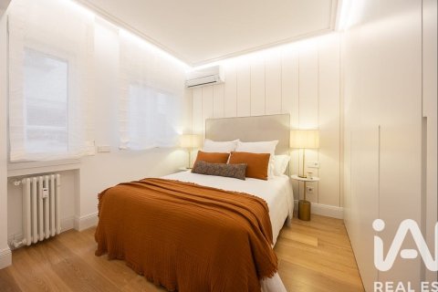 Apartamento en venta en Madrid, España 3 dormitorios, 161 m2 No. 172947 - foto 24