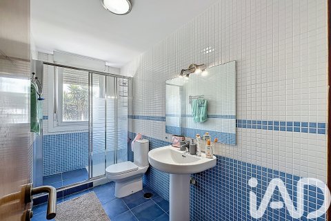 Apartamento en venta en Vilagarcía de Arousa, Pontevedra, España 3 dormitorios, 159 m2 No. 172950 - foto 24