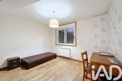 Apartamento en venta en Vilagarcía de Arousa, Pontevedra, España 3 dormitorios, 159 m2 No. 172950 - foto 25