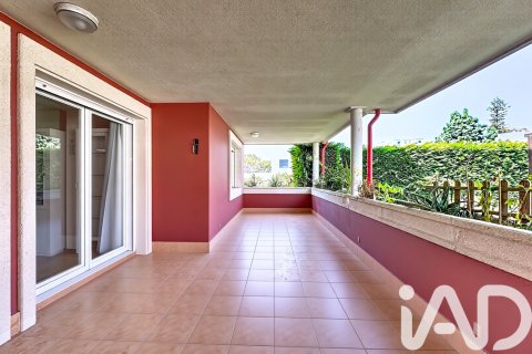 Apartamento en venta en Vilagarcía de Arousa, Pontevedra, España 3 dormitorios, 159 m2 No. 172950 - foto 11
