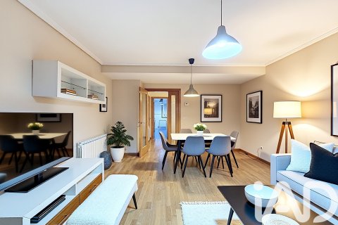 Apartamento en venta en Vilagarcía de Arousa, Pontevedra, España 3 dormitorios, 159 m2 No. 172950 - foto 9