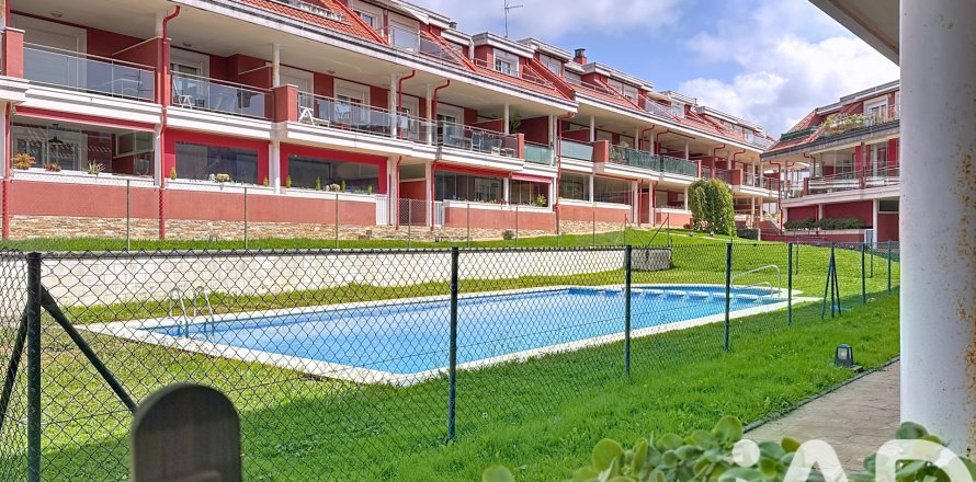 Apartamento en Vilagarcía de Arousa, Pontevedra, España 3 dormitorios, 159 m2 No. 172950