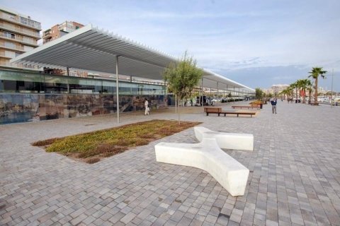 Huoneisto myytävänä Santa Pola, Alicante, Espanja, 3 makuuhuonetta, 148 m2 No. 190993 - kuva 9
