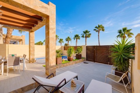 Villa à vendre à Alicante, Espagne, 3 chambres, 120 m2 No. 189870 - photo 12