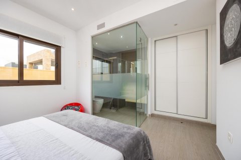 Villa à vendre à Alicante, Espagne, 3 chambres, 120 m2 No. 189870 - photo 17