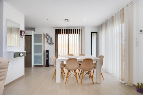Villa à vendre à Alicante, Espagne, 3 chambres, 120 m2 No. 189870 - photo 30
