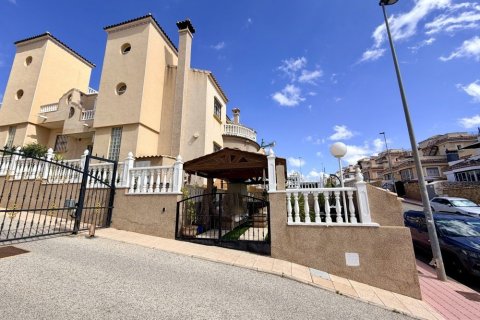 Townhouse zum Verkauf in Alicante, Spanien 3 Schlafzimmer, 109 m2 Nr. 189875 - Foto 19