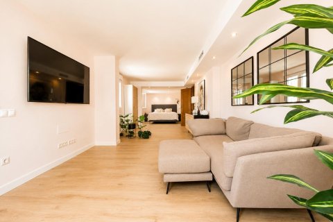 Huvila myytävänä Dehesa De Campoamor, Alicante, Espanja, 4 makuuhuonetta, 431 m2 No. 189874 - kuva 25