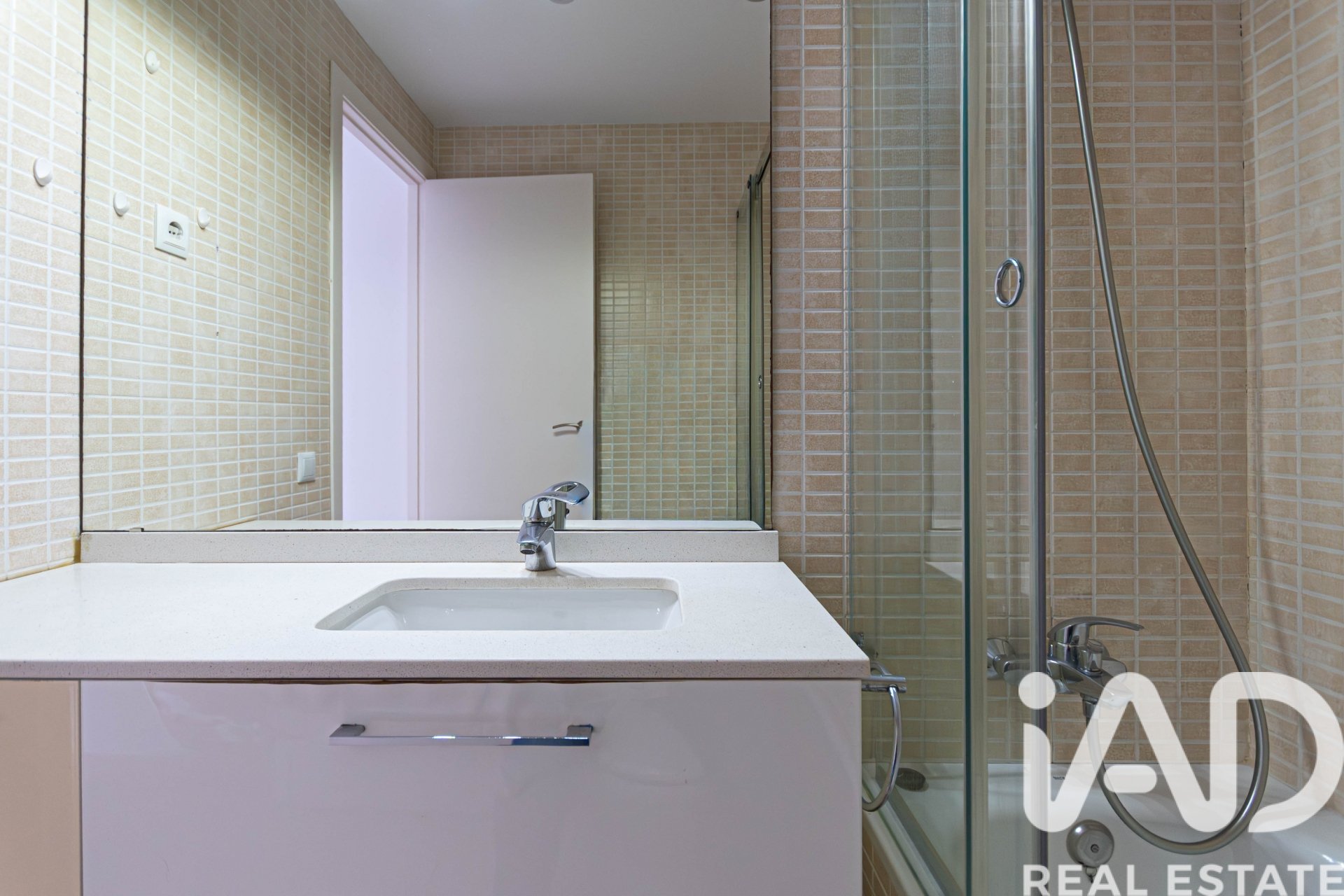 Penthouse in Sitges, Barcelona, Spain 3 bedrooms, 114 sq.m. No. 172349
