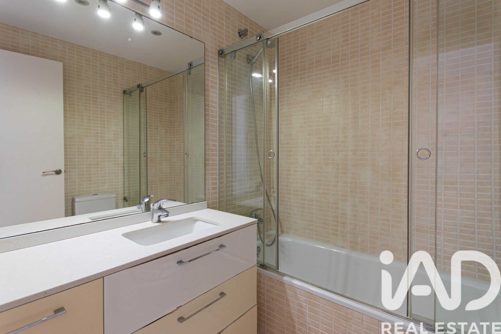 Penthouse in Sitges, Barcelona, Spain 3 bedrooms, 114 sq.m. No. 172349
