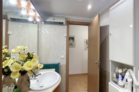 Apartamento en venta en Salou, Tarragona, España 3 dormitorios, 90 m2 No. 172330 - foto 16