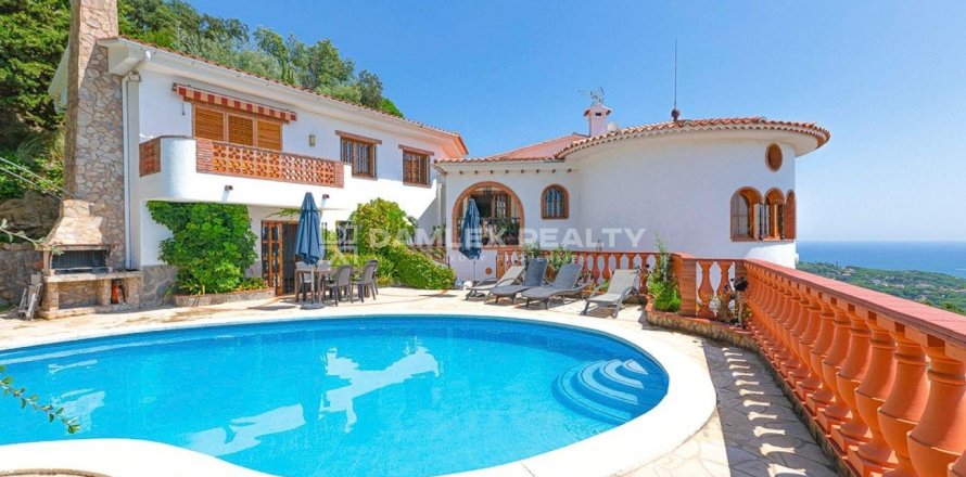 Willa w Lloret de Mar, Girona, Hiszpania 5 sypialni, 389 mkw. nr 176877