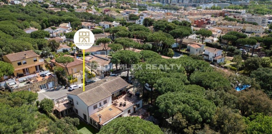 Willa w Platja D'aro, Girona, Hiszpania 8 sypialni, 346 mkw. nr 176874