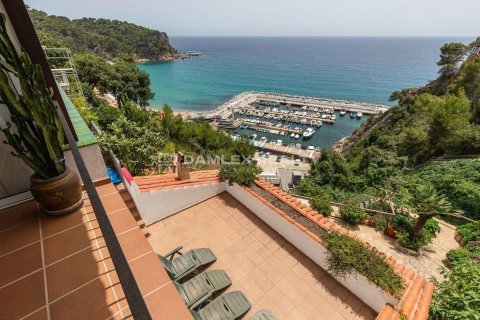 Willa w Lloret de Mar, Girona, Hiszpania 5 sypialni, 186 mkw. nr 176876 – zdjęcie 8