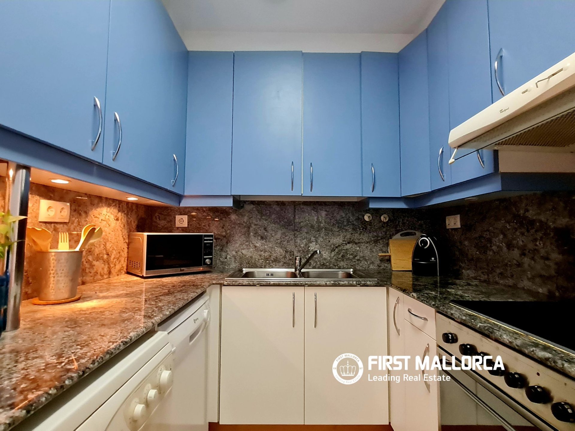 Apartment à Palma de Majorca, Mallorca, Espagne 1 chambre, 70 m2 No. 183525