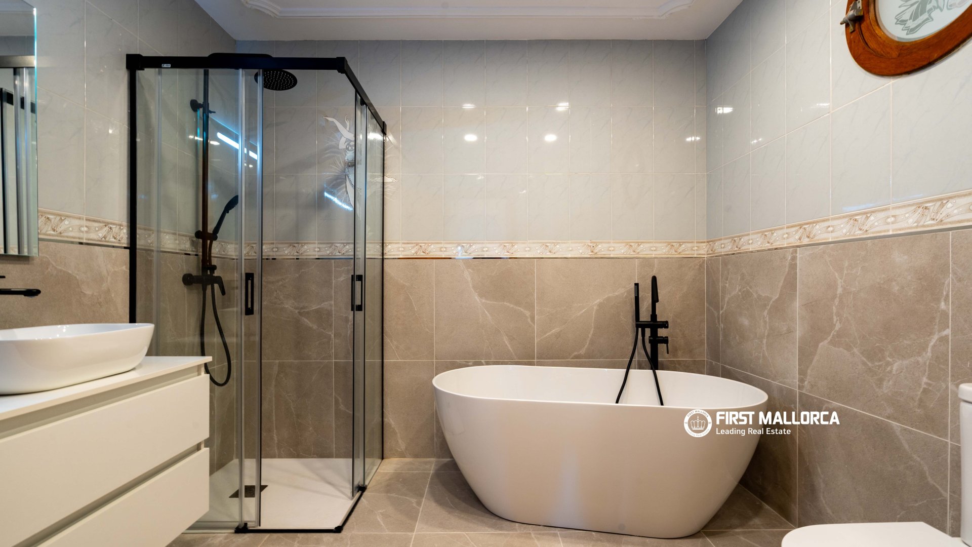 Villa en Mallorca, España 5 dormitorios, 334 m2 No. 183523