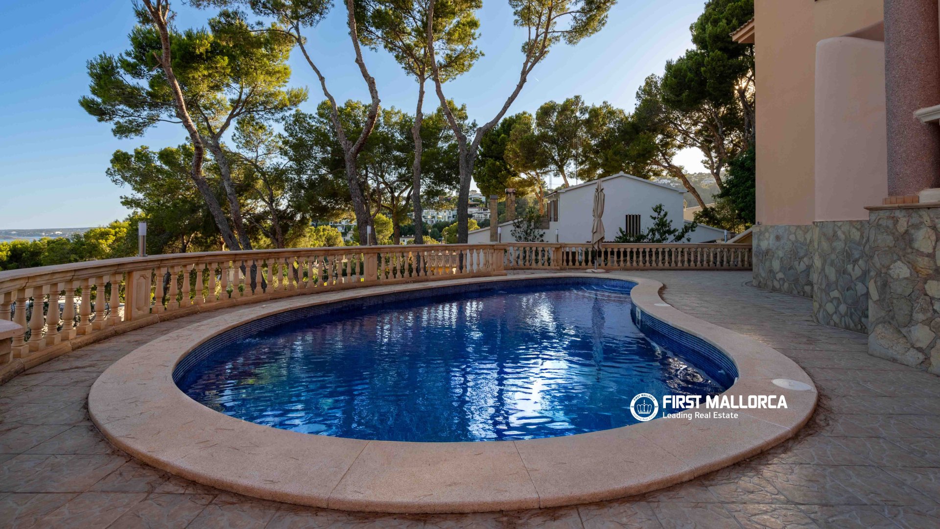 Villa en Mallorca, España 5 dormitorios, 334 m2 No. 183523