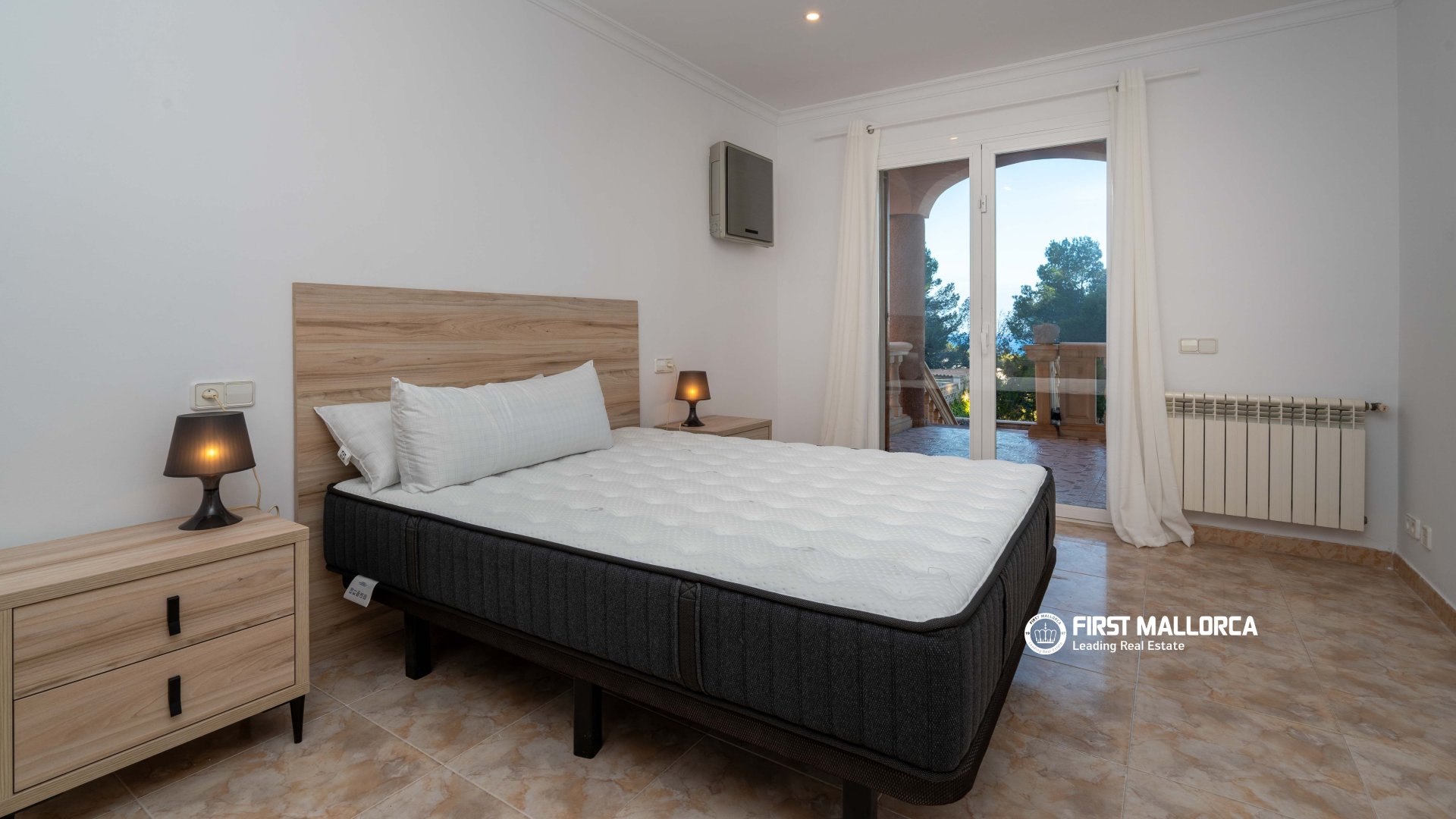 Villa en Mallorca, España 5 dormitorios, 334 m2 No. 183523