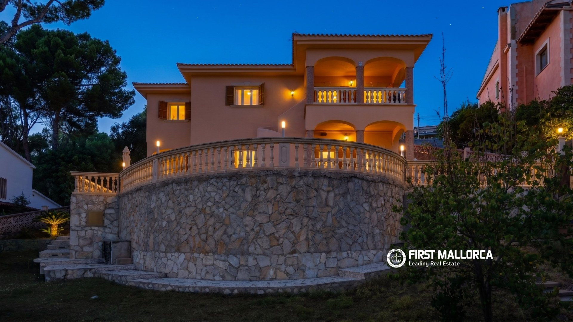 Villa en Mallorca, España 5 dormitorios, 334 m2 No. 183523