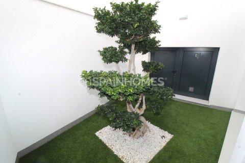 Продажа виллы в Сан-Педро-дель-Пинатар, Мурсия, Испания 5 спален, 277м2 №155879 - фото 9