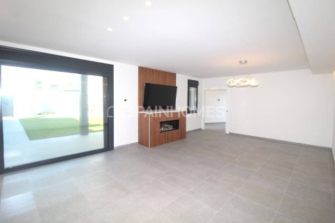 Продажа виллы в Сан-Педро-дель-Пинатар, Мурсия, Испания 5 спален, 277м2 №155879 - фото 17