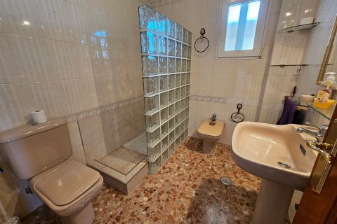 Продажа виллы в Мар де Кристал, Мурсия, Испания 5 спален, 450м2 №119963 - фото 13