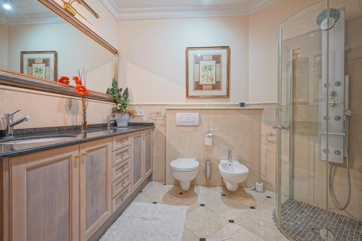 Villa i Pedreguer, Alicante, Spanien 5 sovrum, 392 kvm. Nr. 78901