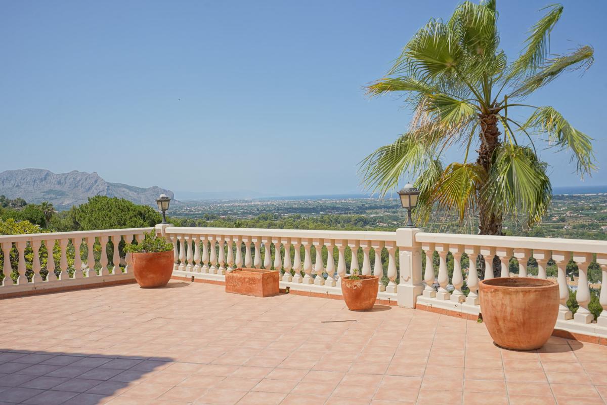 Villa i Pedreguer, Alicante, Spanien 5 sovrum, 392 kvm. Nr. 78901