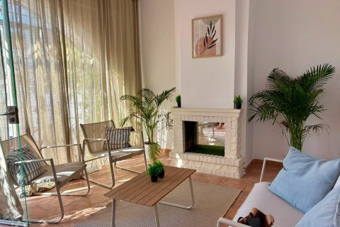 House for sale in Alicante, Spain 3 bedrooms, 95 sq.m. No. 194795 - photo 19