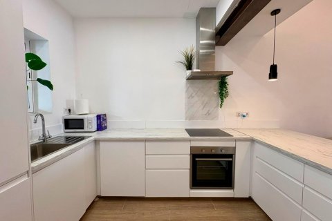 House for sale in Alicante, Spain 3 bedrooms, 95 sq.m. No. 194795 - photo 5