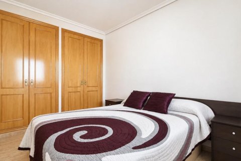 Huoneisto myytävänä Torrevieja, Alicante, Espanja, 1 makuuhuone, 503 m2 No. 194796 - kuva 4