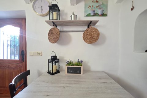 Villa for rent in Palma de Majorca, Mallorca, Spain 3 bedrooms, 125 sq.m. No. 148601 - photo 12