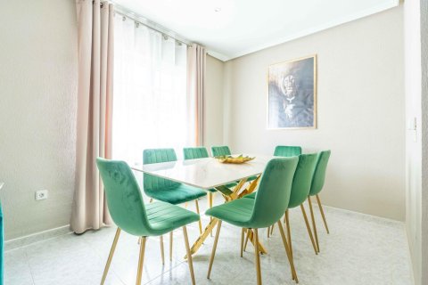 Villa for sale Punta Prima, Alicante, Spain 3 bedrooms, 182 sq.m. No. 139347 - photo 6