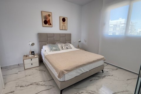 Apartment à vendre Alicante, Espagne, 2 chambres, 96 m2 No. 139344 - photo 5