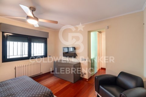 Casa in vendita a Barcelona, Spagna 6 camere da letto, 260 mq. N° 157082 - foto 15