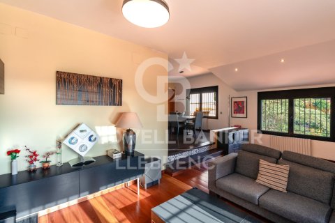 Casa in vendita a Barcelona, Spagna 6 camere da letto, 260 mq. N° 157082 - foto 3