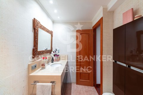Casa in vendita a Barcelona, Spagna 6 camere da letto, 260 mq. N° 157082 - foto 14