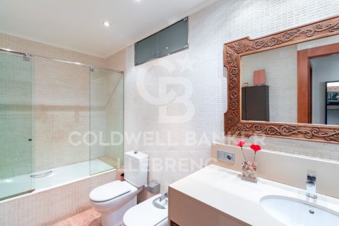 Casa in vendita a Barcelona, Spagna 6 camere da letto, 260 mq. N° 157082 - foto 12