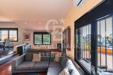 Casa in vendita a Barcelona, Spagna 6 camere da letto, 260 mq. N° 157082 - foto 4