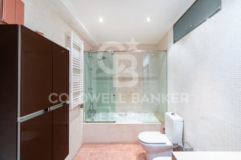 Casa in vendita a Barcelona, Spagna 6 camere da letto, 260 mq. N° 157082 - foto 11