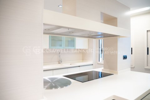 Apartment for sale in Vigo, Pontevedra, Spain 5 bedrooms, 332 sq.m. No. 156874 - photo 19