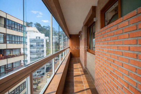 Apartment for sale in Vigo, Pontevedra, Spain 5 bedrooms, 332 sq.m. No. 156874 - photo 10
