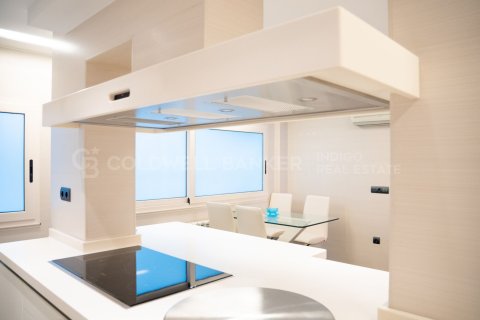 Apartment for sale in Vigo, Pontevedra, Spain 5 bedrooms, 332 sq.m. No. 156874 - photo 21