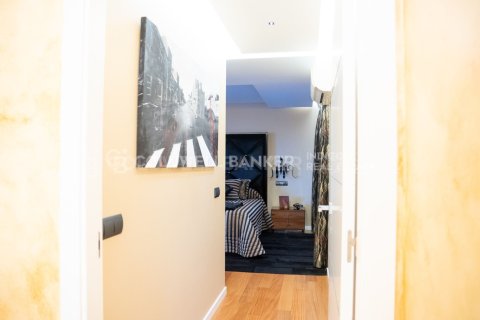 Apartment for sale in Vigo, Pontevedra, Spain 5 bedrooms, 332 sq.m. No. 156874 - photo 25