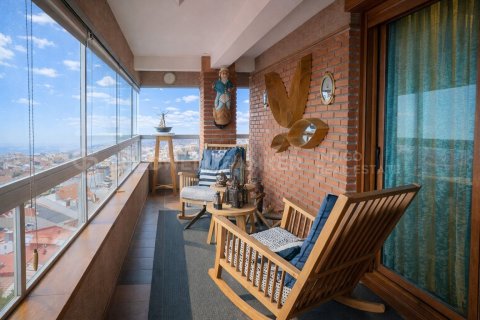 Apartment for sale in Vigo, Pontevedra, Spain 5 bedrooms, 332 sq.m. No. 156874 - photo 7
