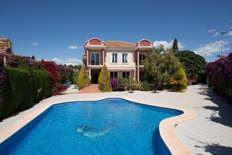 Huvila myytävänä Dehesa De Campoamor, Alicante, Espanja, 4 makuuhuonetta, 167 m2 No. 180594 - kuva 5