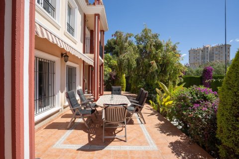 Huvila myytävänä Dehesa De Campoamor, Alicante, Espanja, 4 makuuhuonetta, 167 m2 No. 180594 - kuva 3