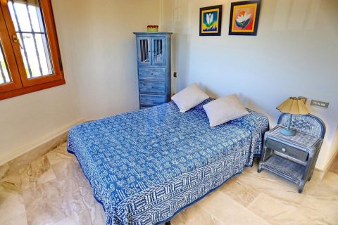 Villa zum Verkauf in Guardamar del Segura, Alicante, Spanien 5 Schlafzimmer, 261 m2 Nr. 180595 - Foto 11