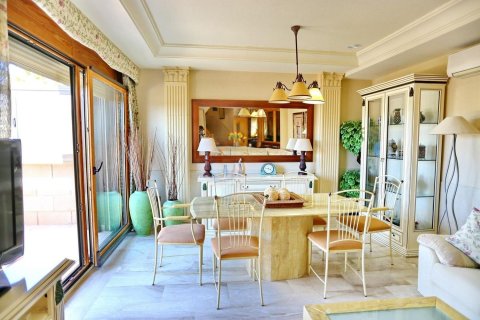 Villa zum Verkauf in Guardamar del Segura, Alicante, Spanien 5 Schlafzimmer, 261 m2 Nr. 180595 - Foto 4