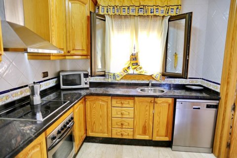 Villa zum Verkauf in Guardamar del Segura, Alicante, Spanien 5 Schlafzimmer, 261 m2 Nr. 180595 - Foto 6